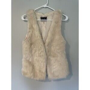 Love Tree‎ Faux Fur Vest Size Small S Cream Women’s Boho Hippie Western